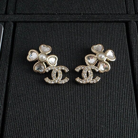 Auth CHANEL Gold Crystal Clover & CC Logo Stud Pierced Earrings - Picture 4 of 6